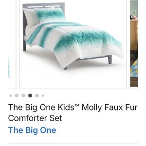 The Big One White and Teal Ombre Faux Fur Comforter